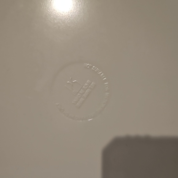 Multiple color trays multiple use party/art/snacks 14" 6 compartments removable - Picture 10 of 10